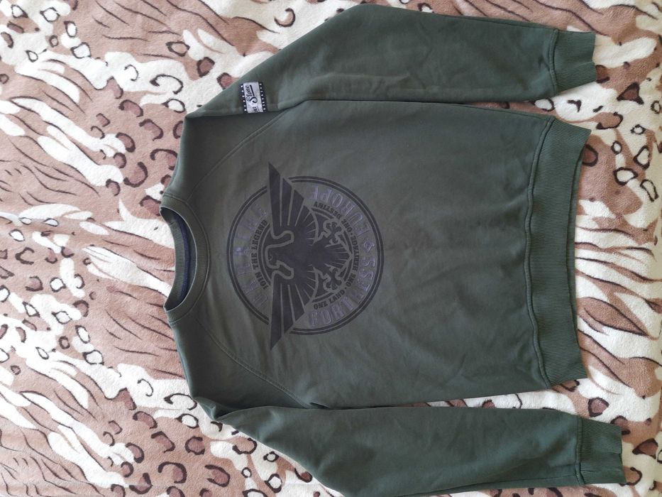 Реглан худі светр М.розмір