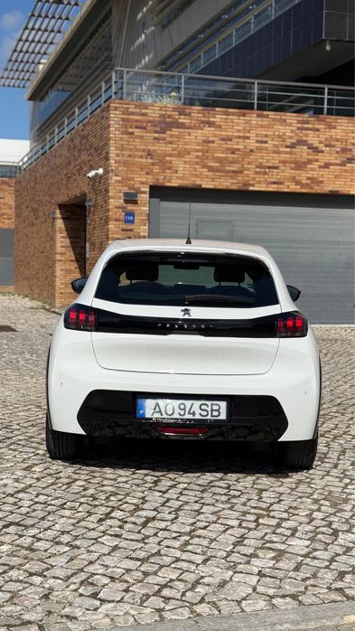 Peugeot e-208 50 kWh