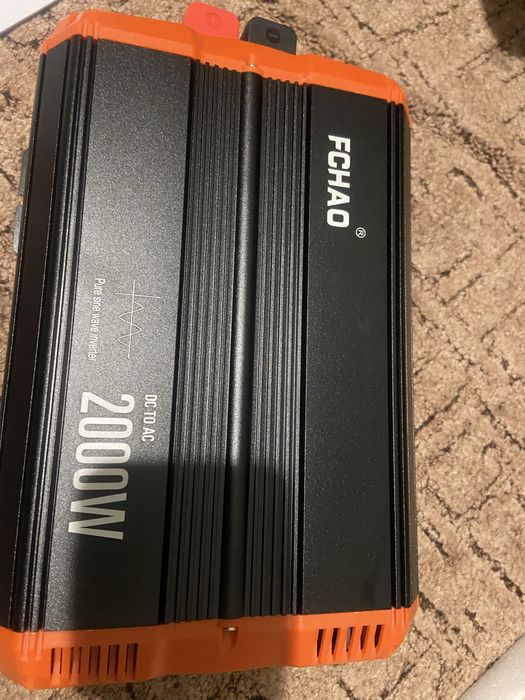 Інвертор FCHAO PST-2000W-24V потужністю 2000Вт