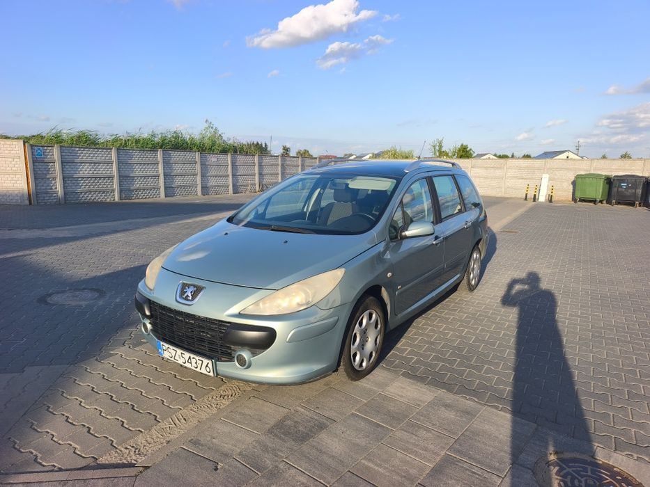 Peugeot 307  1,6 diesel kombi panorama 7osobowy