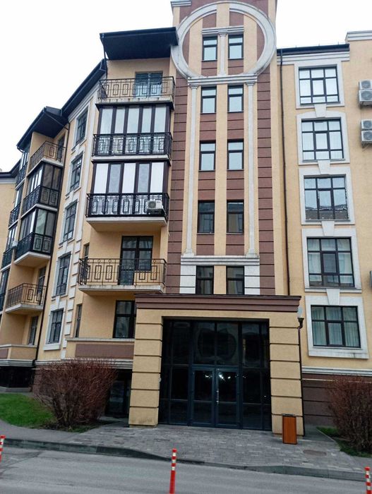 Єліт-клас 3-к кв. з паркомісцем в ЖК Кришталеві Джерела