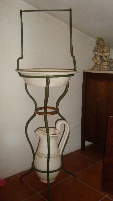 Lavatório antigo restaurado