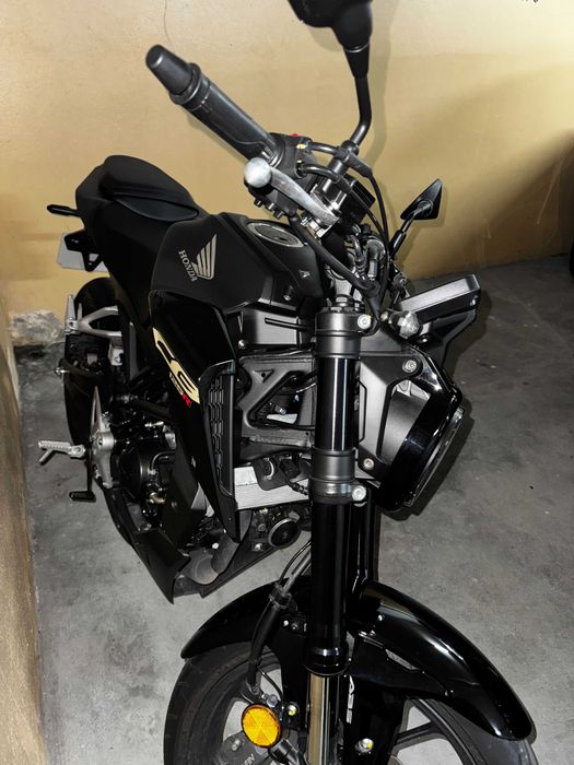 Honda cb125r - 2025 - 1700km