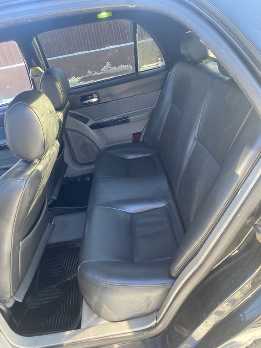 Geelу СК Кожаний Салон