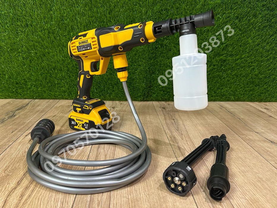 Аккумуляторная ручная мини мойка DeWalt DCPW550B 36V 6Ah 340 л/час
