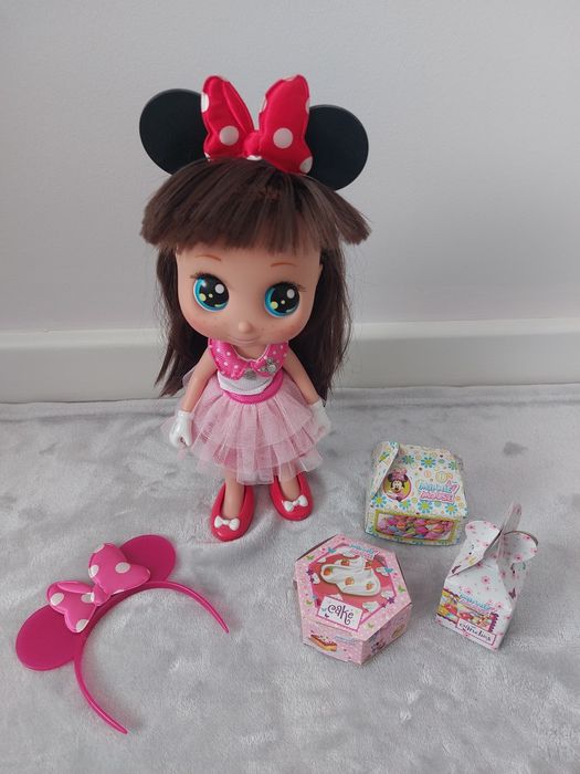 Boneca com orelhas Minnie Mouse
