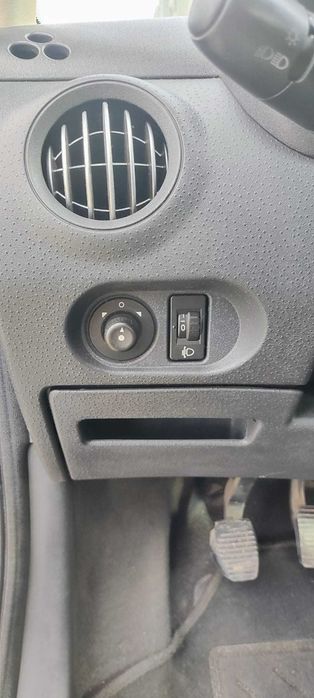 EXCELENTE CITROEN C3