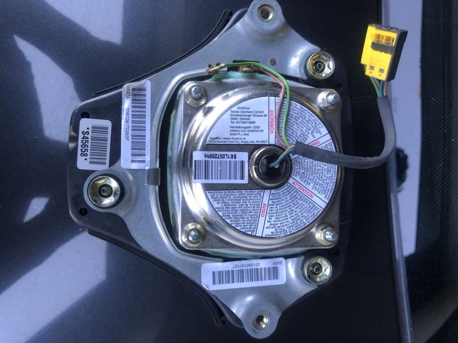 Airbag proveniente de um e46 mas da no e36 e e39