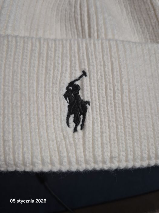 Nowa zimowa czapka damska