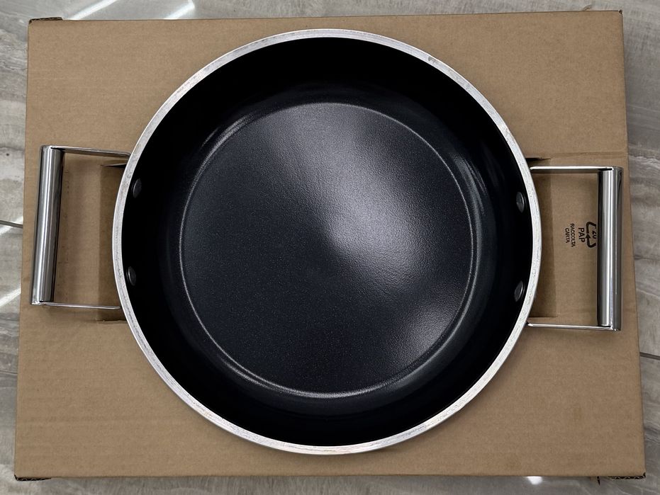 Smeg  ( Сковорода -сотейник )