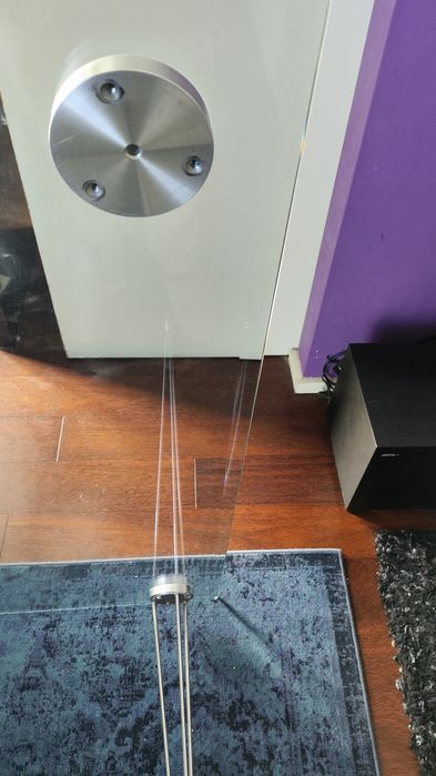 Mesa de jantar e cadeiras