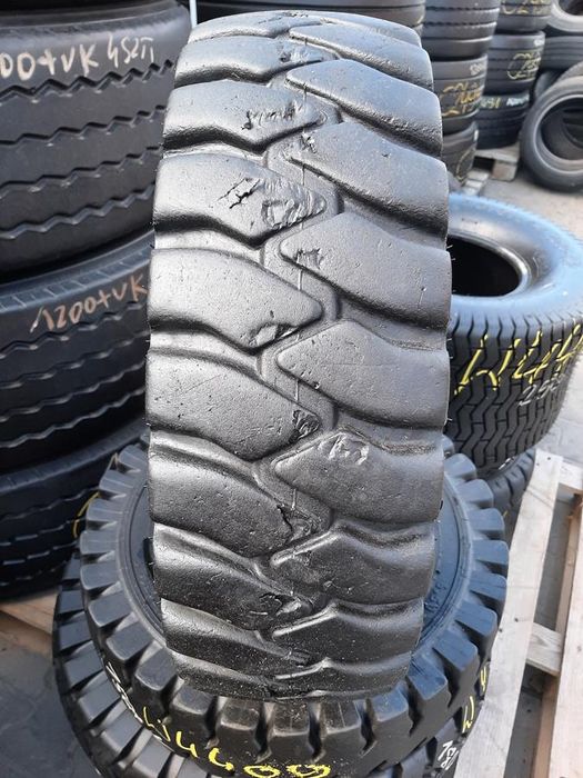 Opona używana przemysłowa 7.00-12 7.00R12 GALAXY 130zł W4415