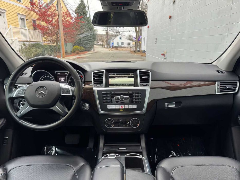 Mercedes-Benz M-Class ML 350 4MATIC      2014