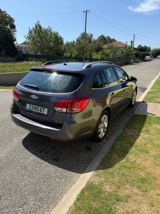 Carrinha Chevrolet Cruze - Estado irrepreensível com garantia
