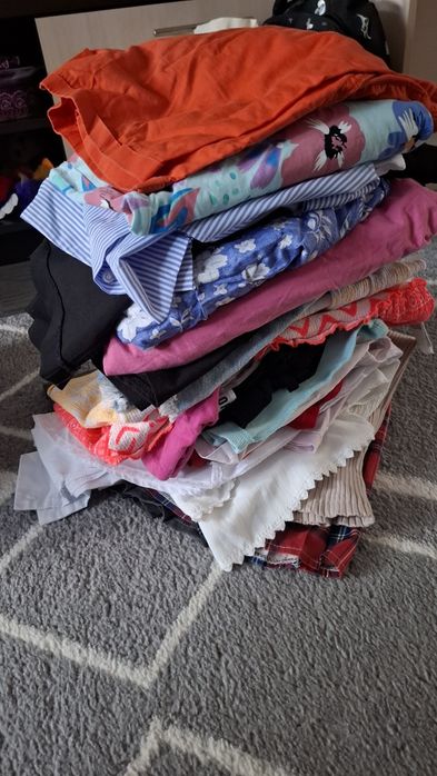 Пакет речей на дівчинку