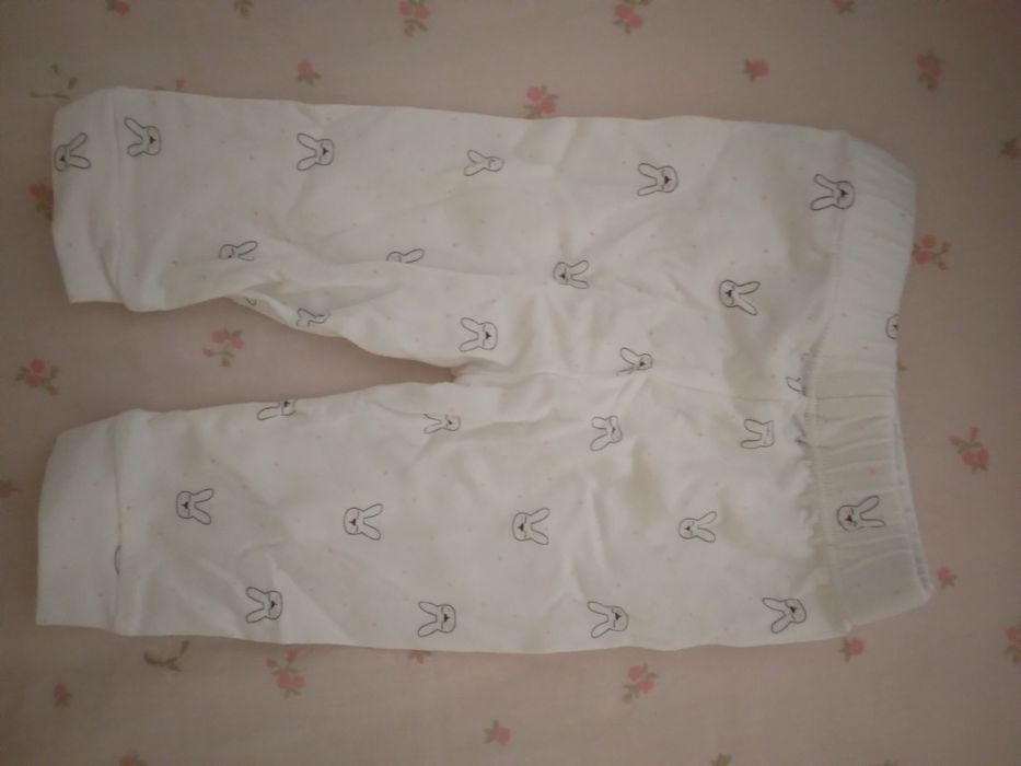 Calça de menina branca