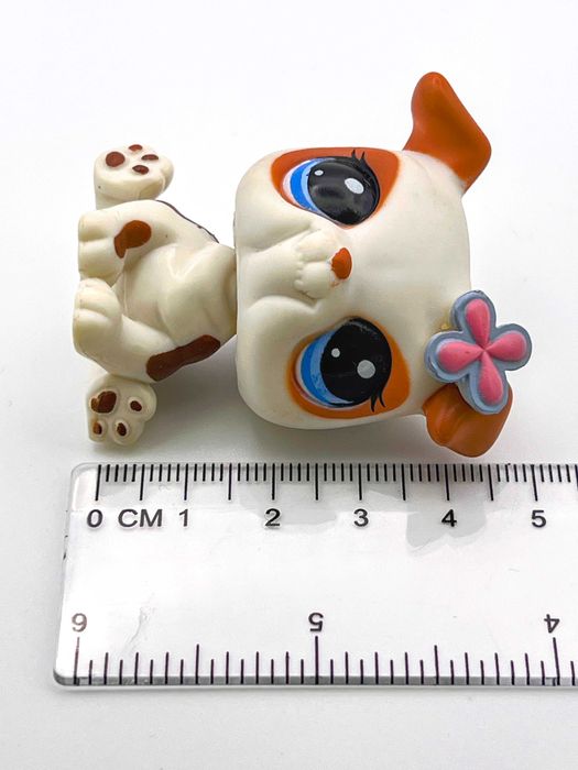 Littlest Pet Shop #2106 Bulldog 2011