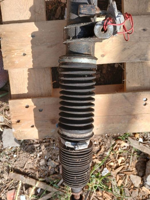 Рейка рульова Audi A6C5 2,5d мех