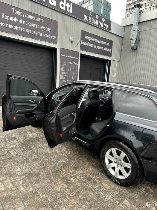 Ауди А6 2010 4×4. 2,7дизель