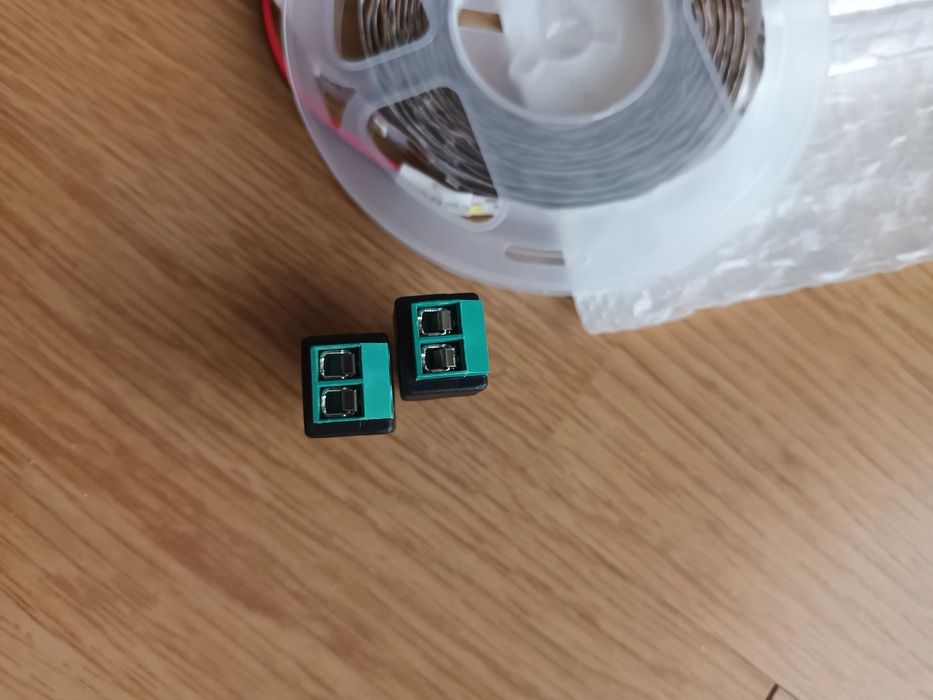 LED with 2 meters64750728071811123