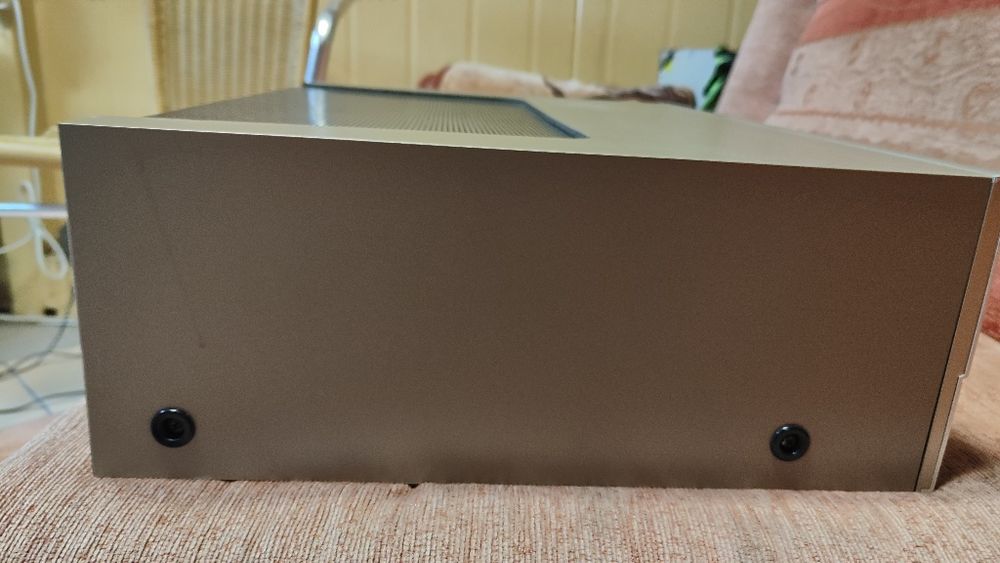 Marantz SR 8010 stereo