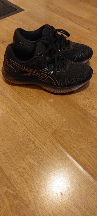 Buty damskie sportowe Asics