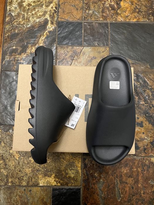 Adidas Yeezy Slide onyx