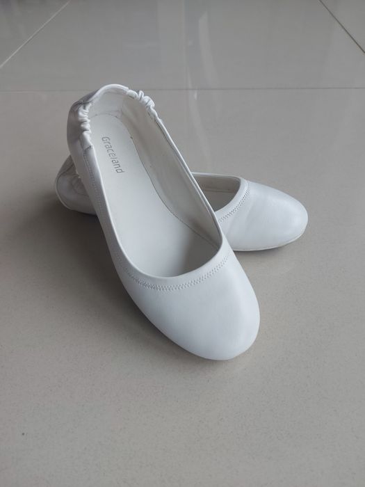 Baleriny buty białe 32