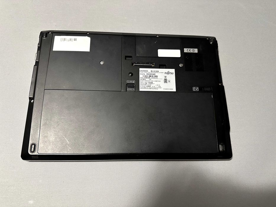 FUJITSU Intel(R) core (TM) i7-5600U