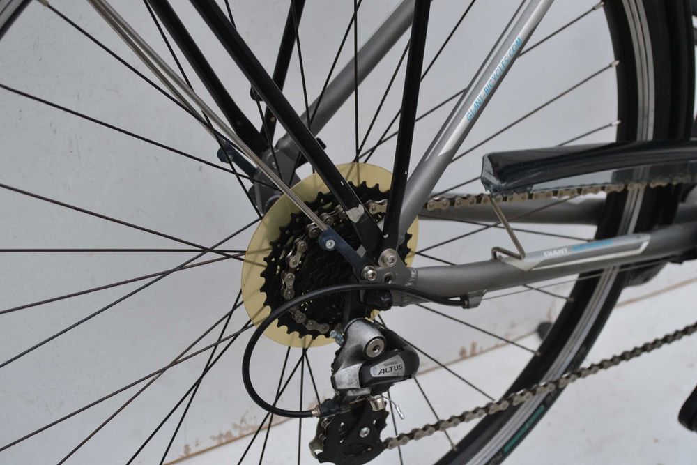 Męski rower trekkingowy Giant Argento RS rama L  koła 28 polecam