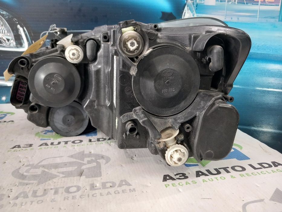 Ótica direita Volkswagen Polo