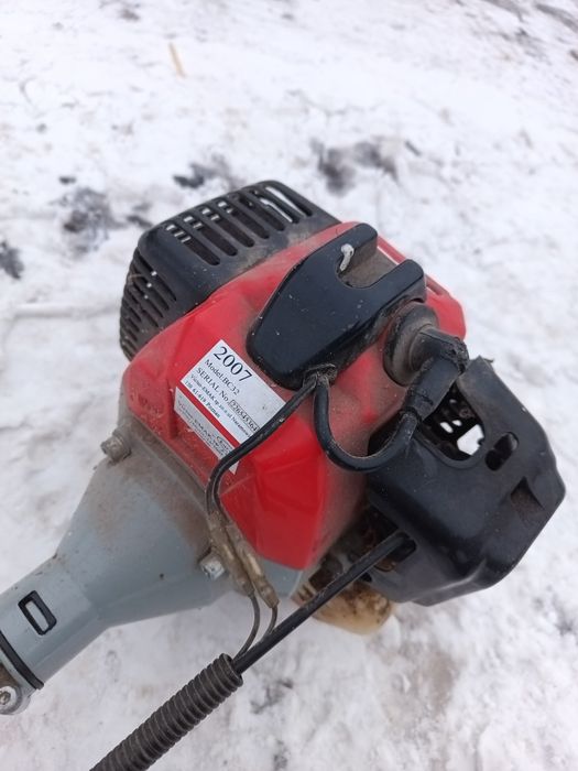 Kosa spalinowa Victus BC32