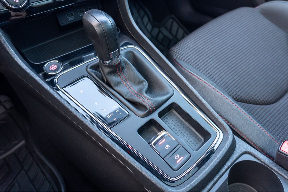 SEAT Leon ST — fotografia 9