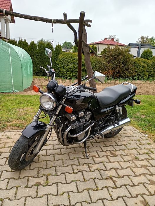 Honda CB 750 niski przebieg