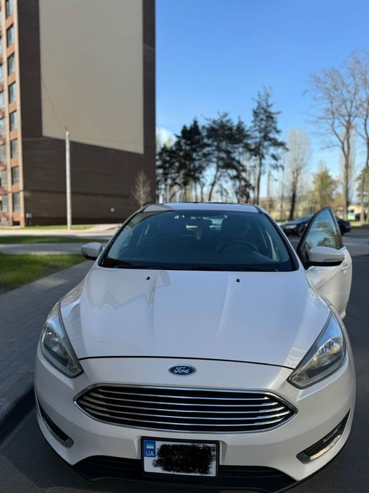 Продам авто Ford Focus Titanium