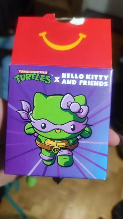 Hello kitty McDonald's turtles