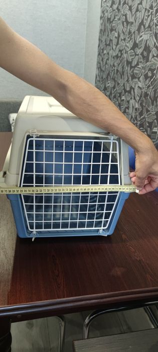 Продам переноску для собак