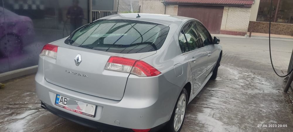 Продам авто Renault Laguna
