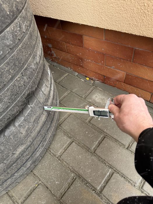 285/45 21 yokohama літо