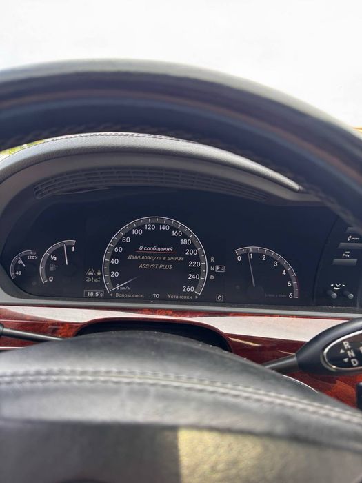 В продажі Mercedes benz w221 2009
