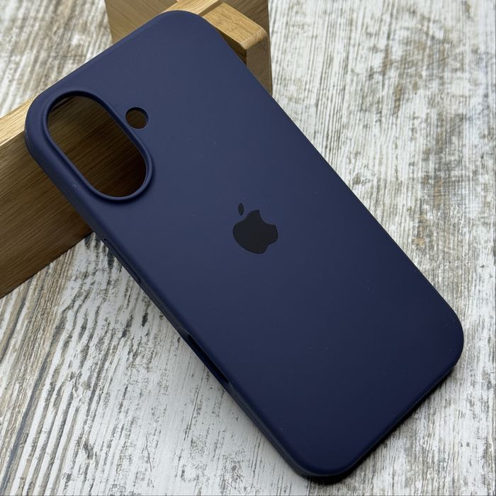 Чехол софттач Silicone Case на iPhone 16/ iPhone 17. Микрофибра. Чохол