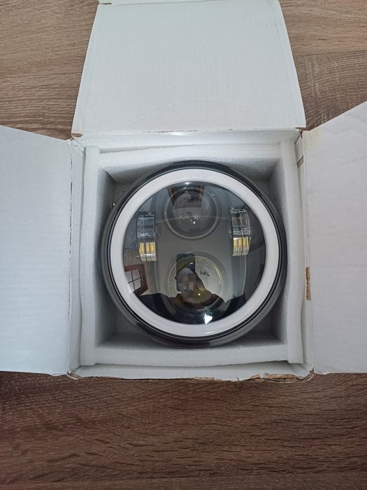 Lampa LED Przednia MOTOCYKL 150W 5.75 cala