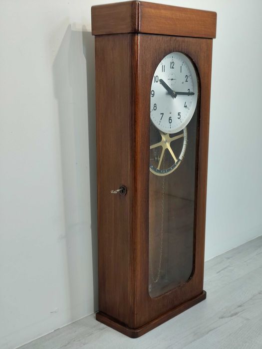 Antyczny Zegar Ścienny Wahadłowy Matka