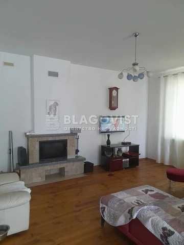 Красне перше  - дом 314 м кв  на 49 сотках