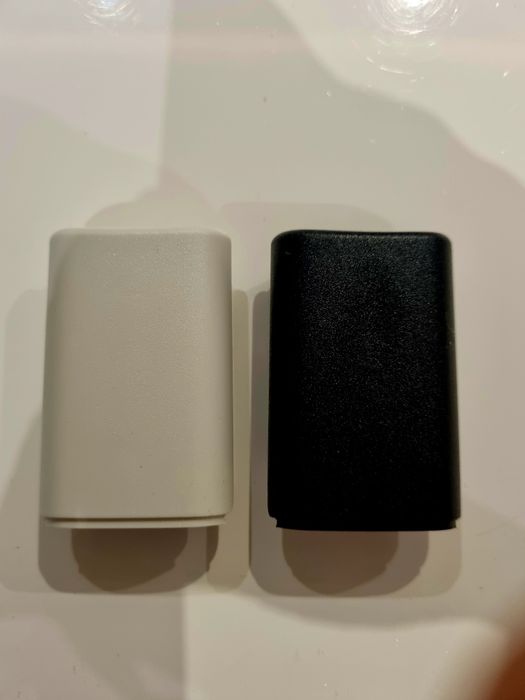 Koszyk na baterie AA do pada Xbox 360 - klapka obudowy zasilania