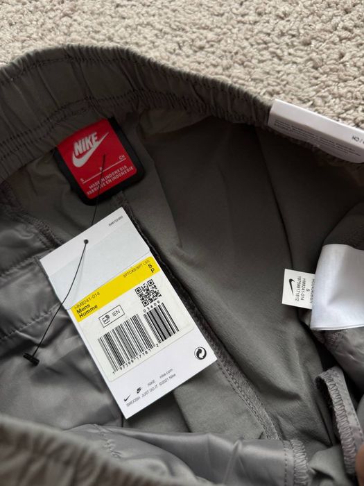 Нейлонові штани Nike Tech Fleece