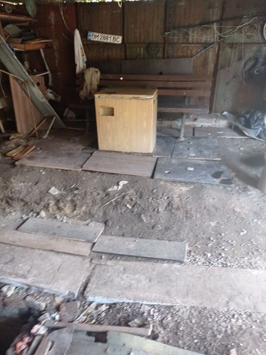 Металевий гараж на Басах
