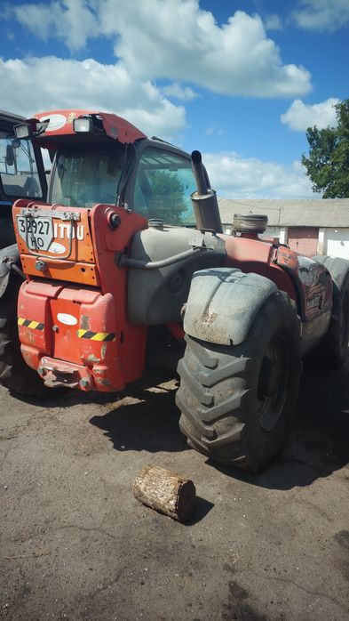 Навантажувач телескопічний MANITOU