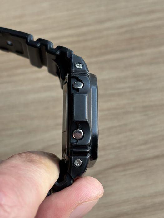 Casio G Shock GW-M 5610 R