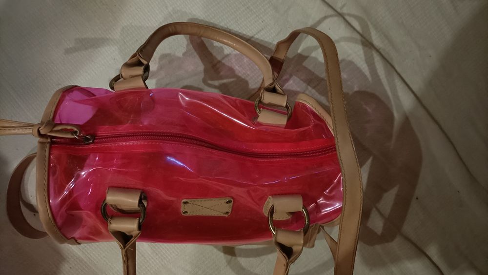 Продам новую прозрачную  сумку .